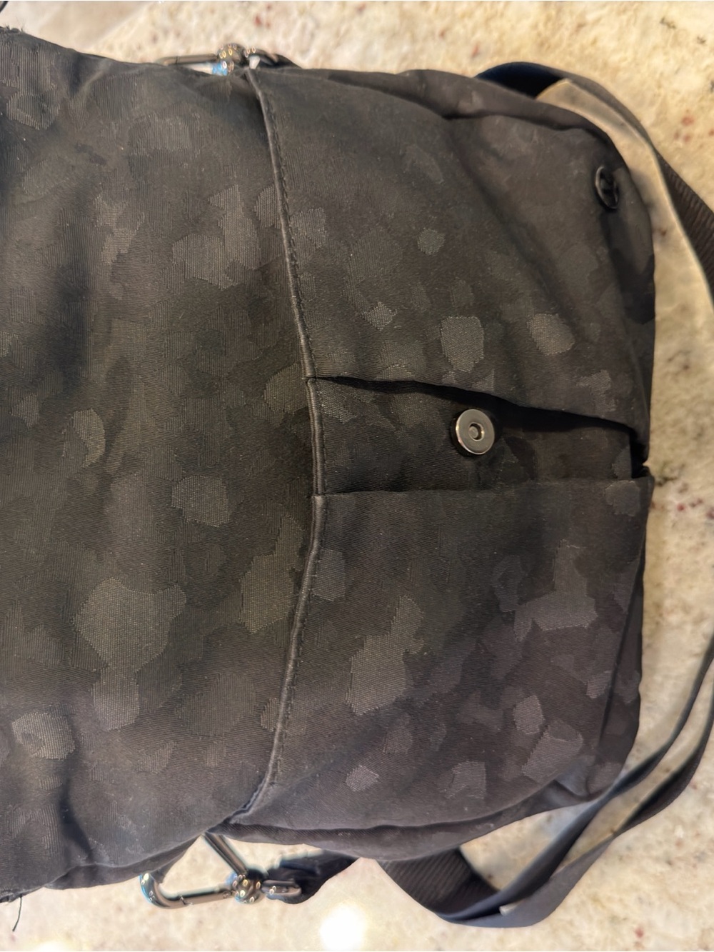 lululemon athletica Black Crossbody Festival Sling Bag with Front Zip Pocket - Picture 4 of 8